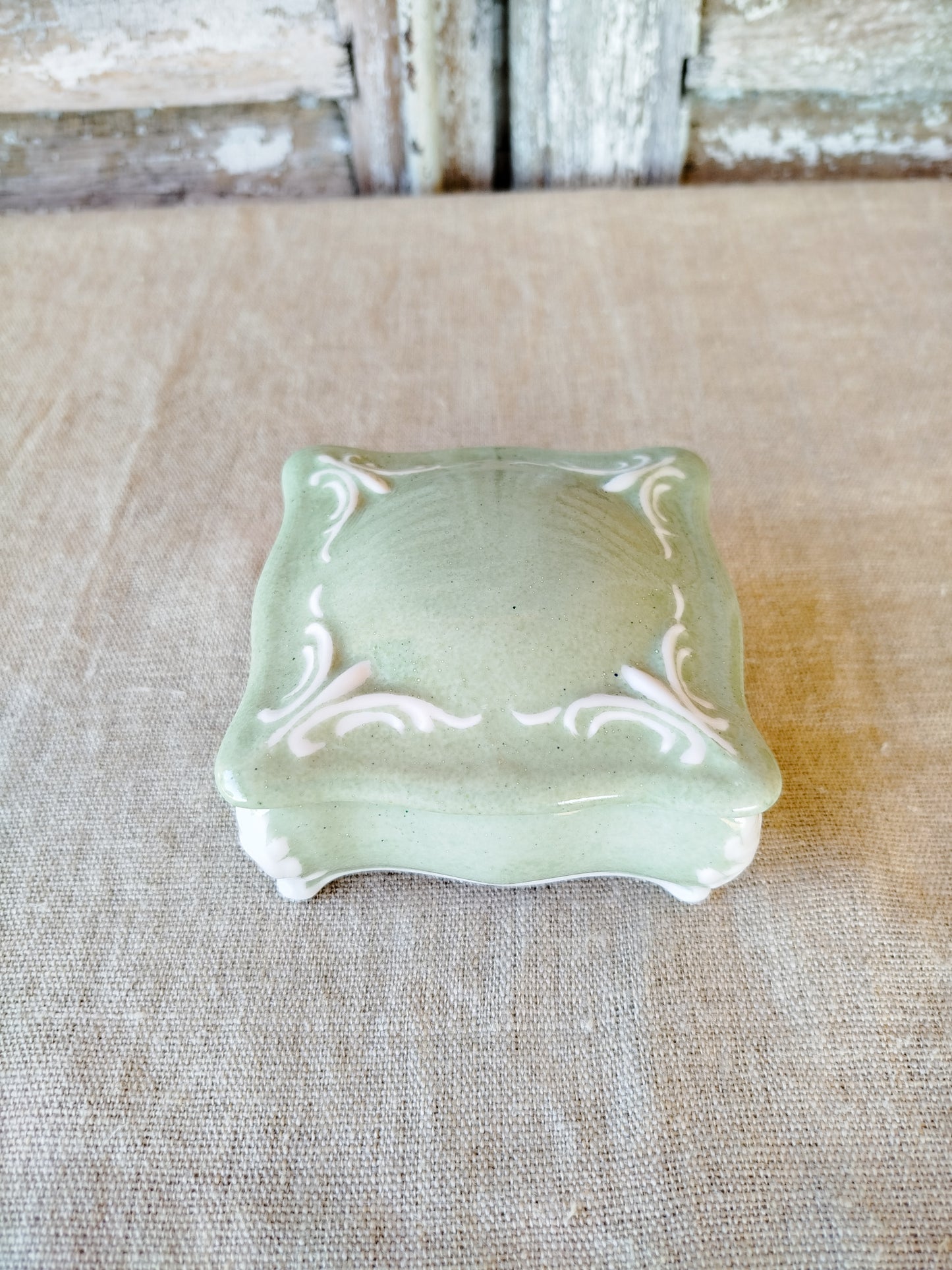Boîte en porcelaine