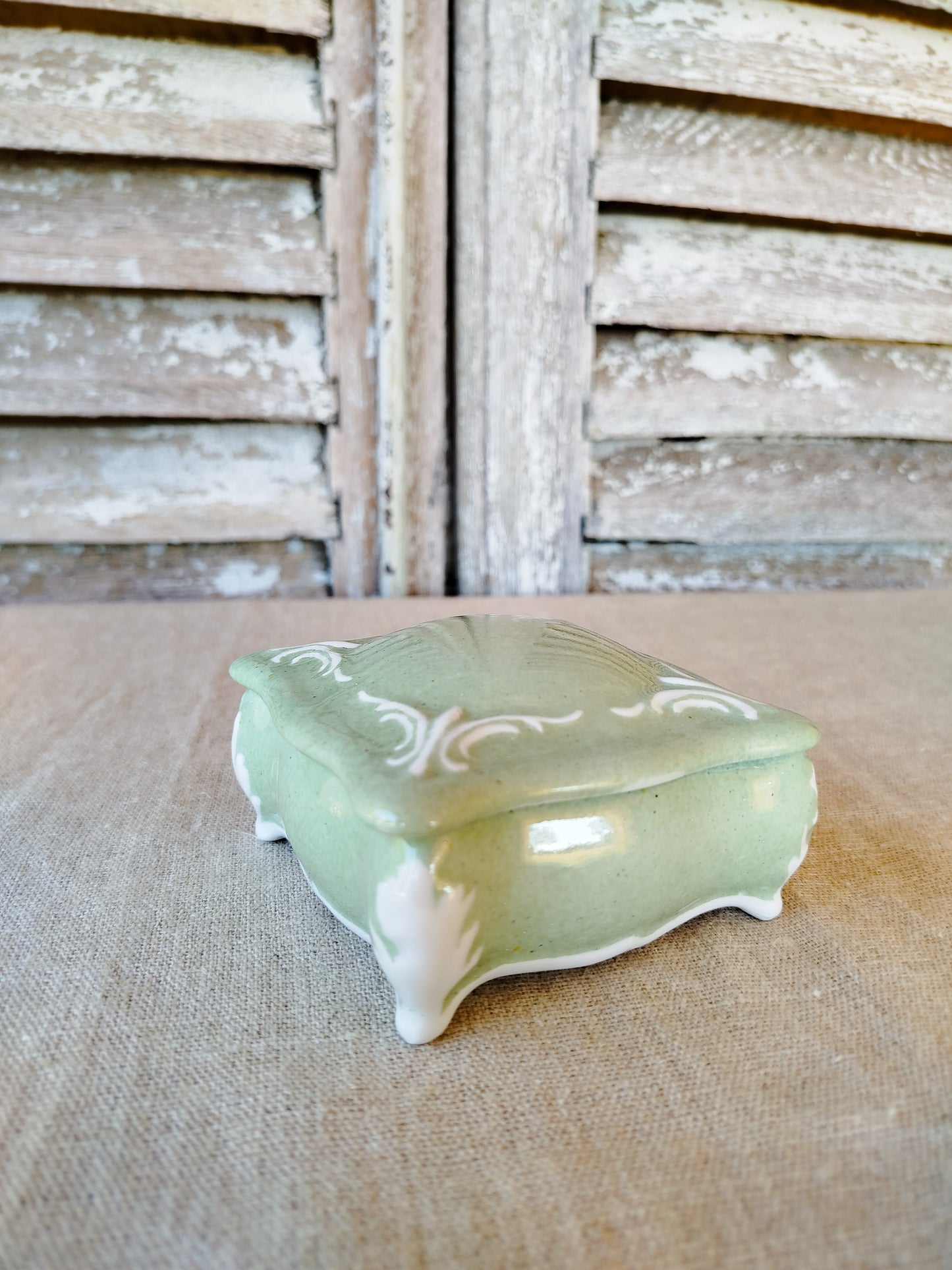 Boîte en porcelaine