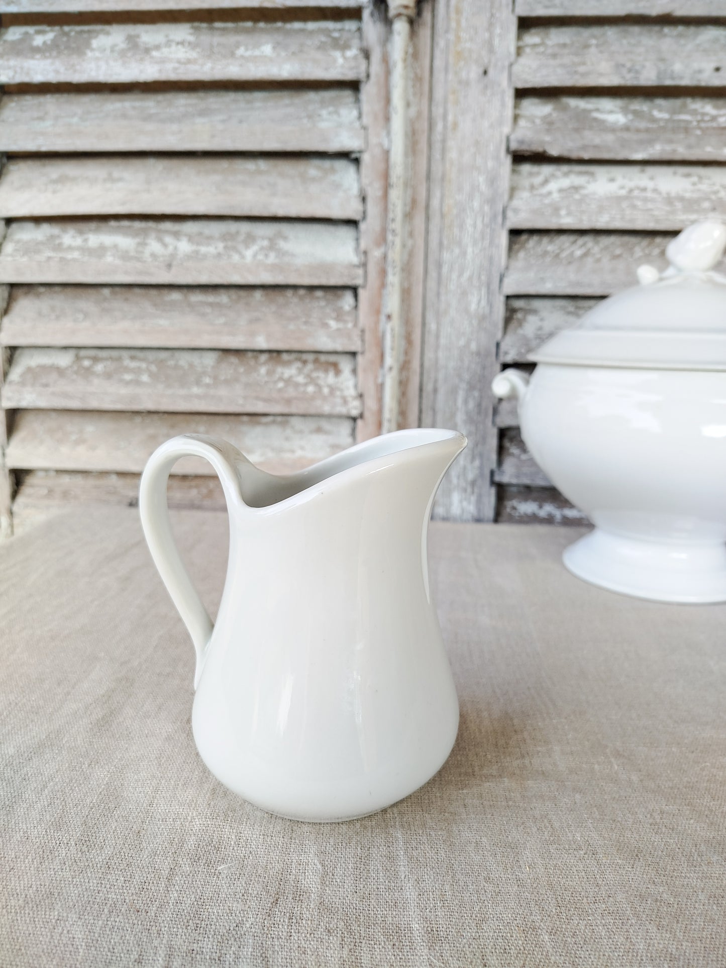 Pichet en porcelaine Mehun