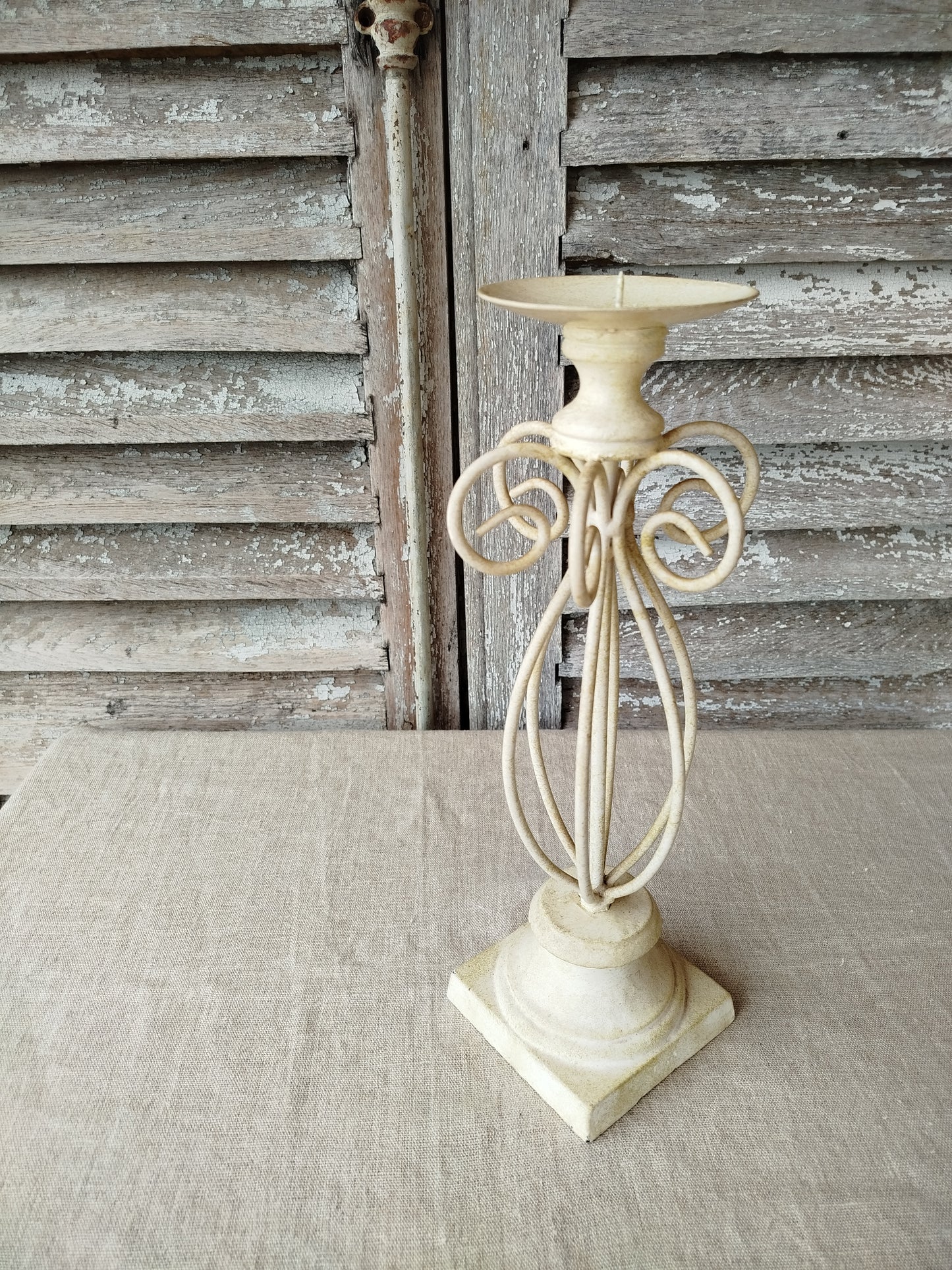 Chandelier shabby en métal