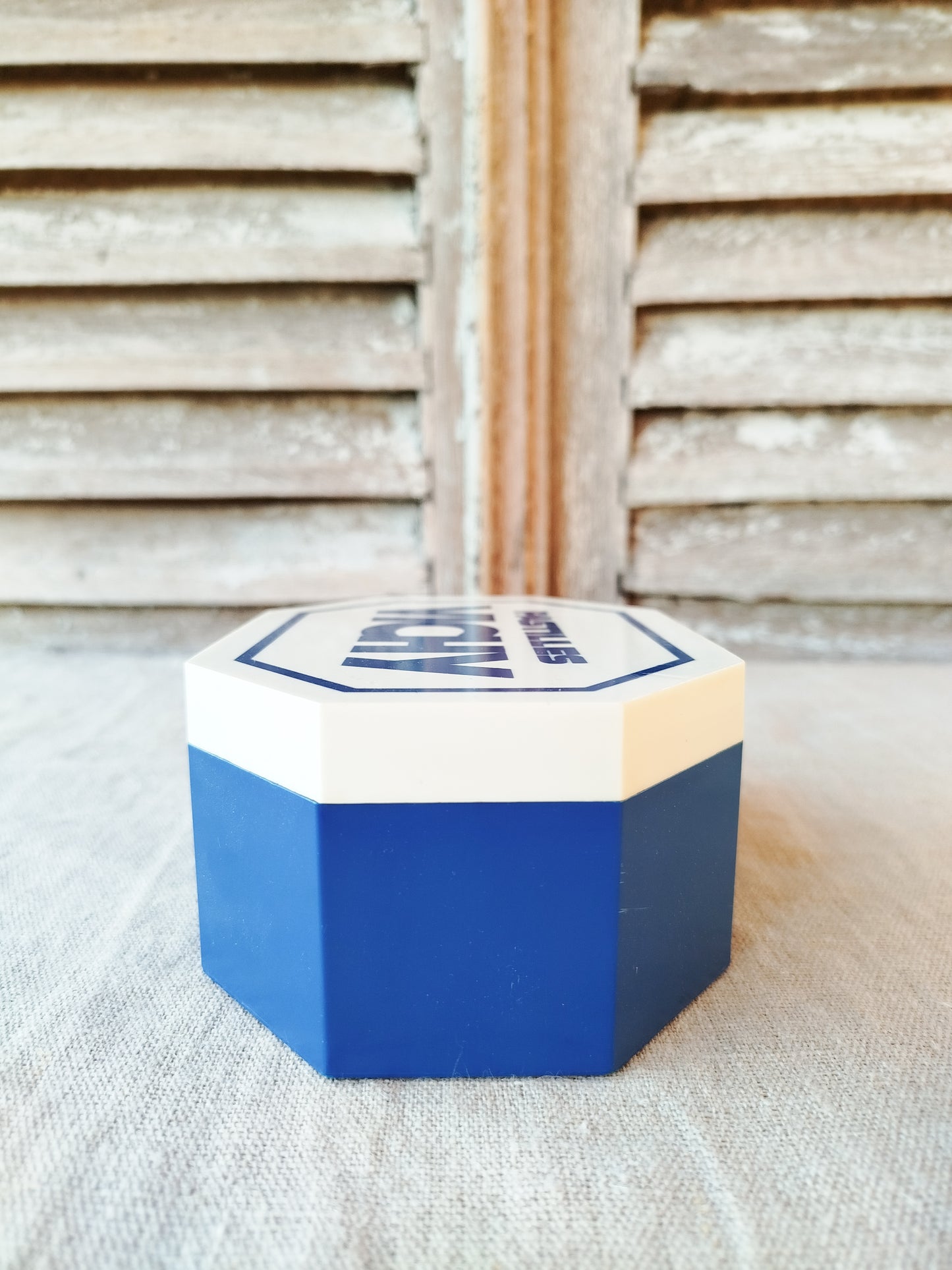 Boîte publicitaire " Pastilles Vichy "