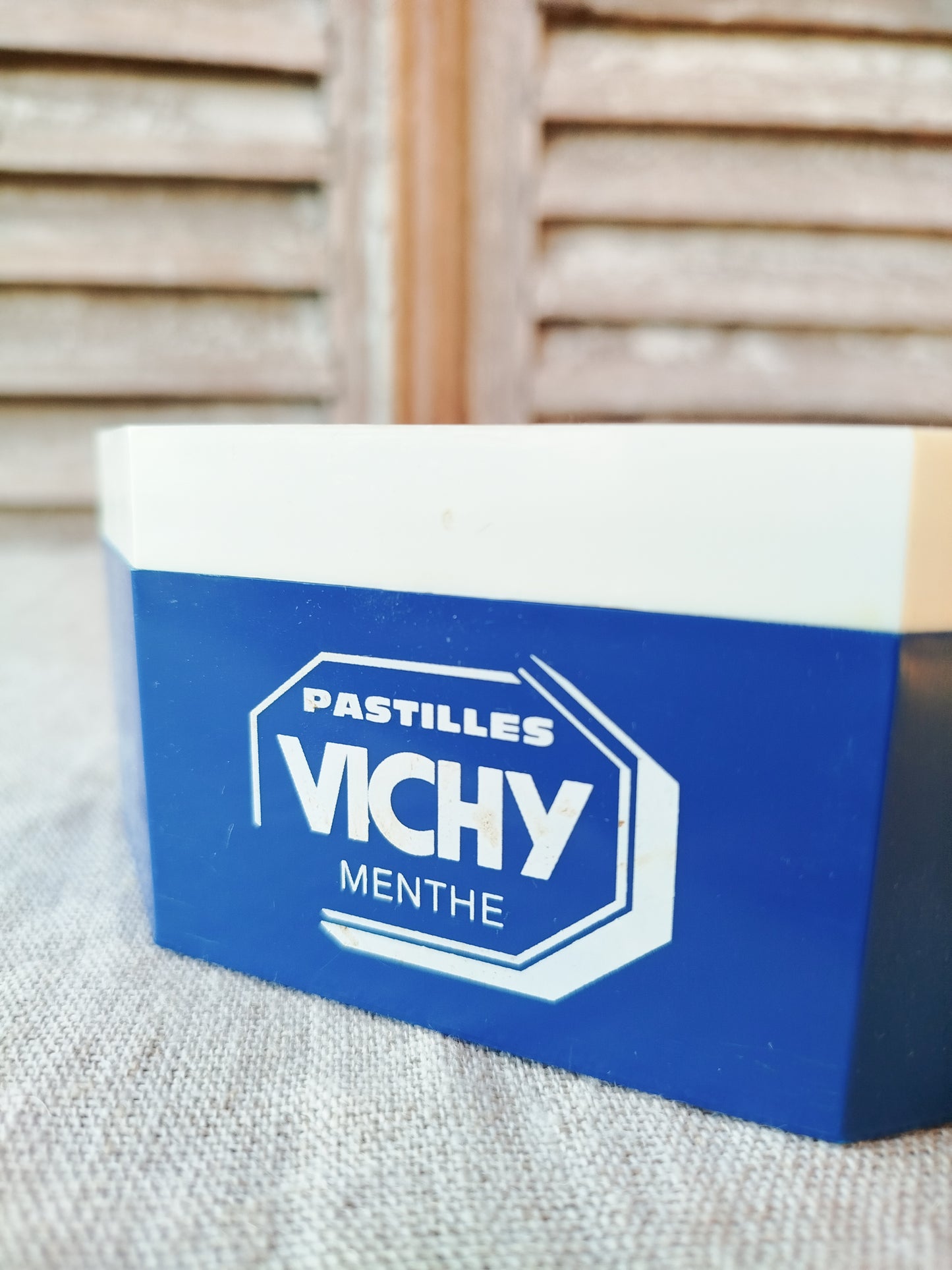 Boîte publicitaire " Pastilles Vichy "