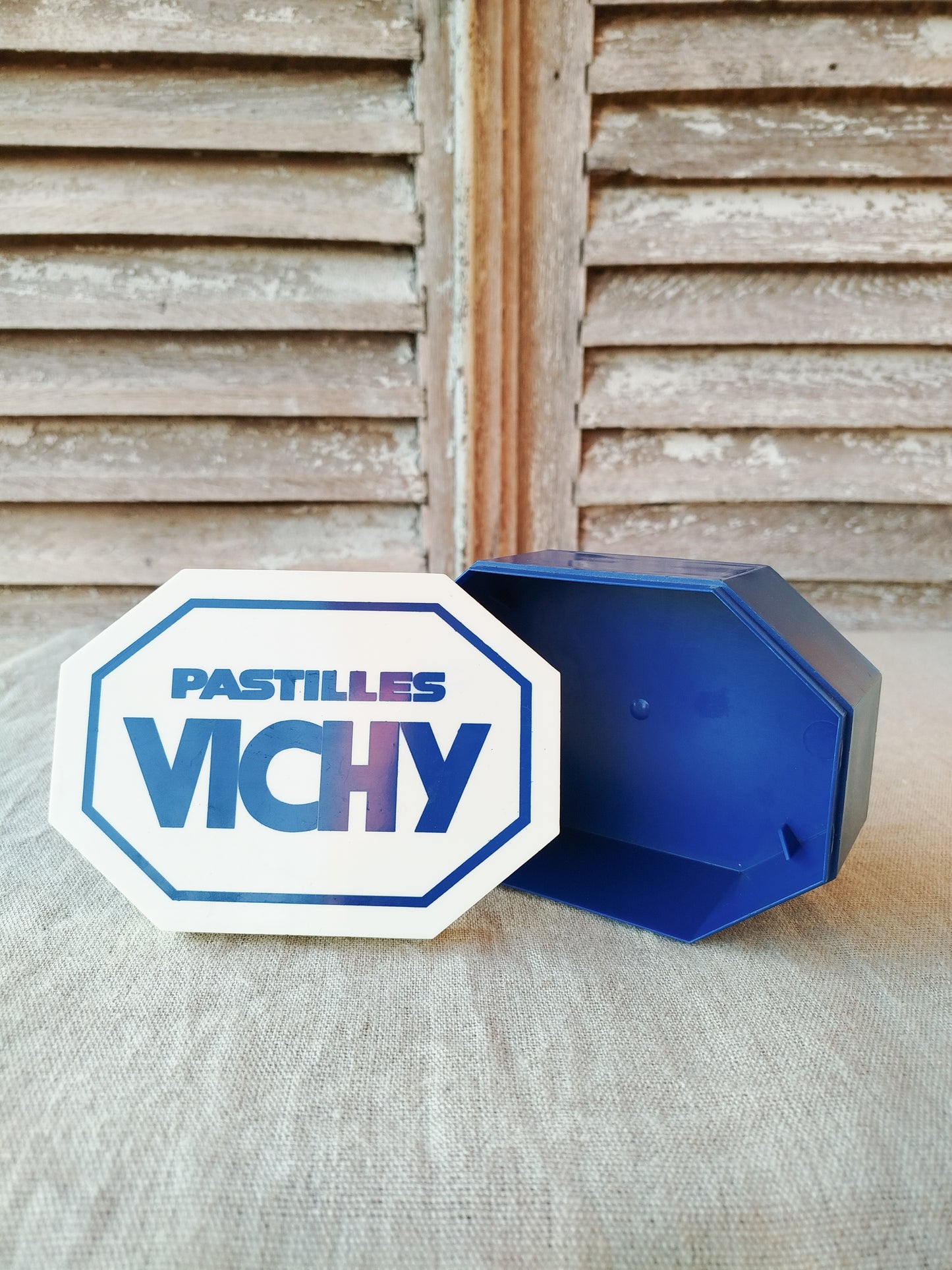Boîte publicitaire " Pastilles Vichy "