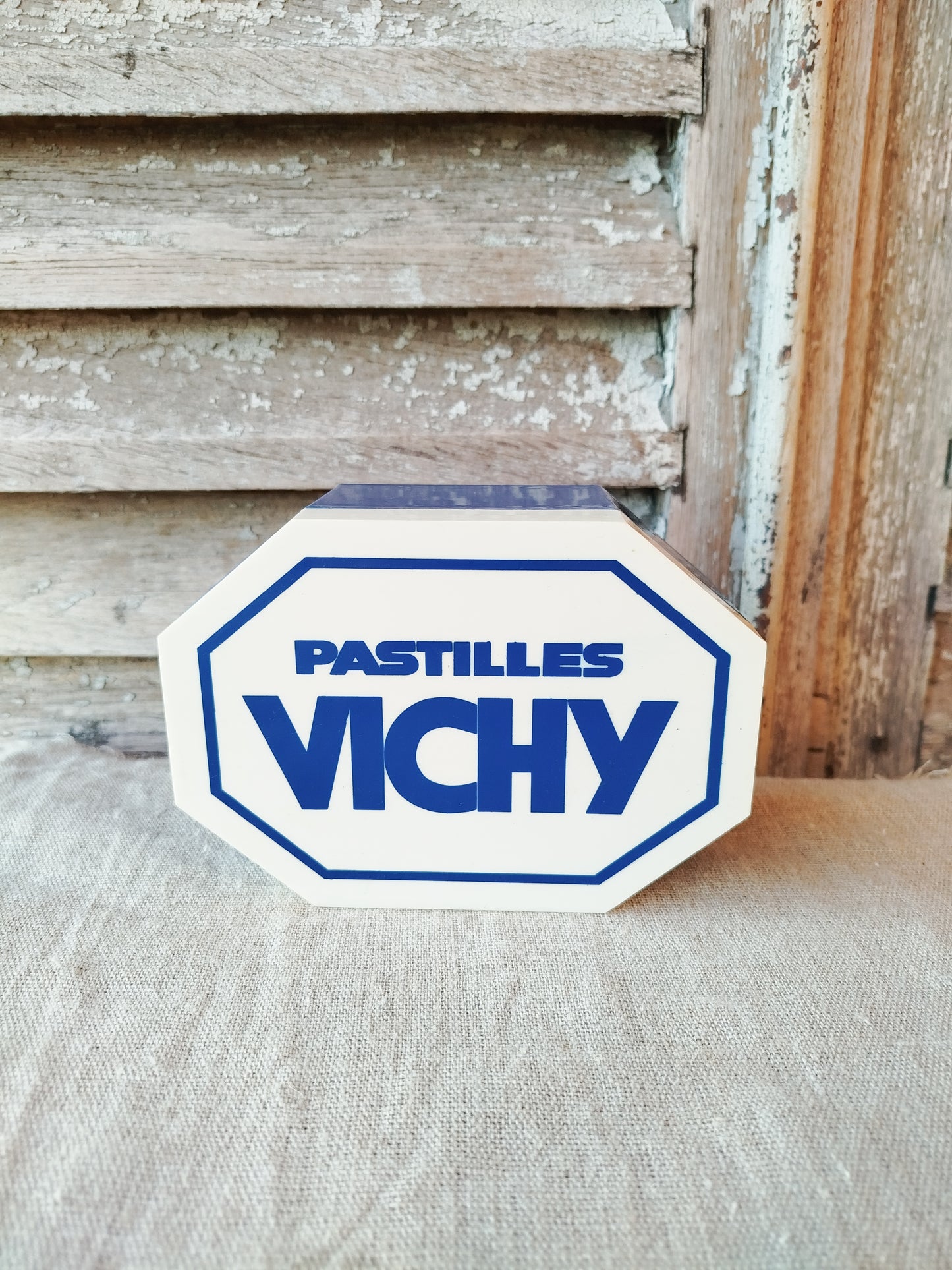Boîte publicitaire " Pastilles Vichy "