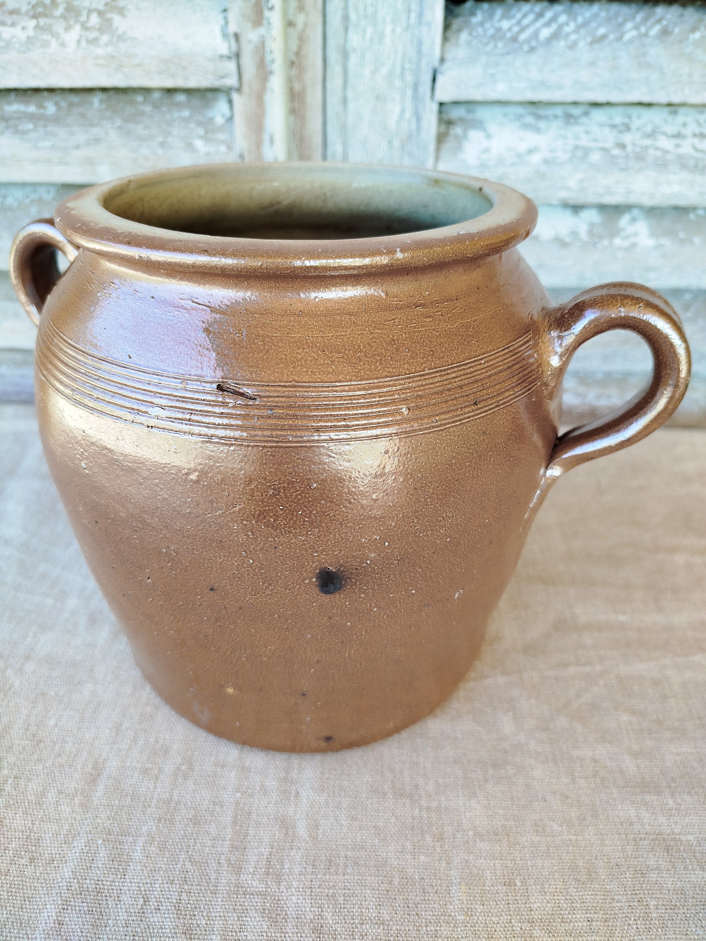 Pot en grès marron
