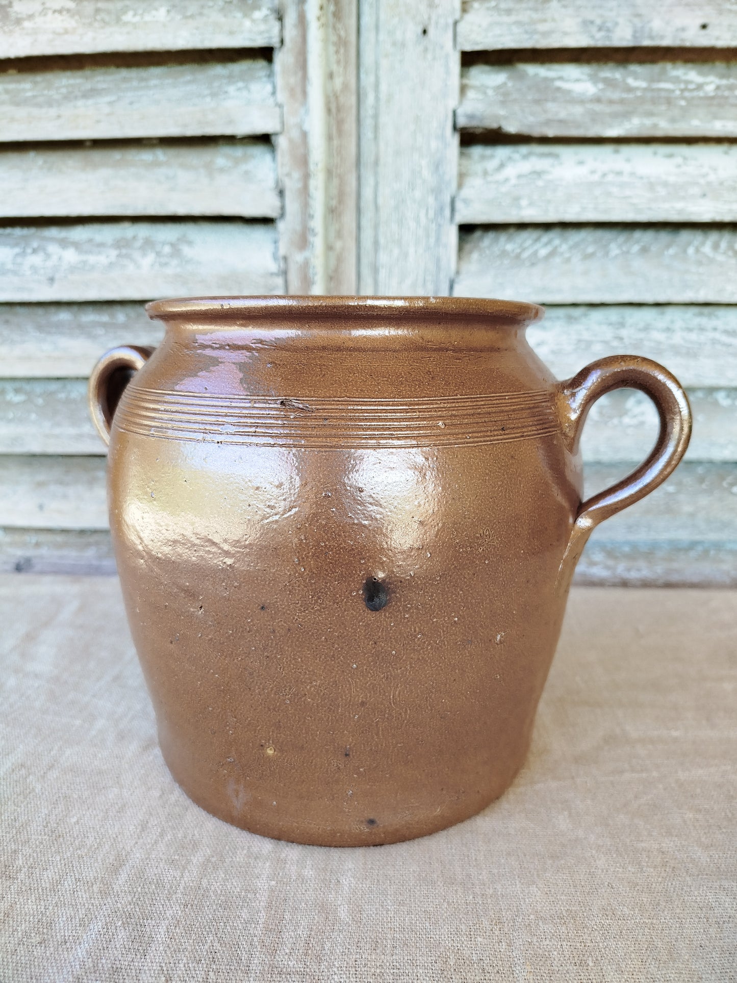 Pot en grès marron