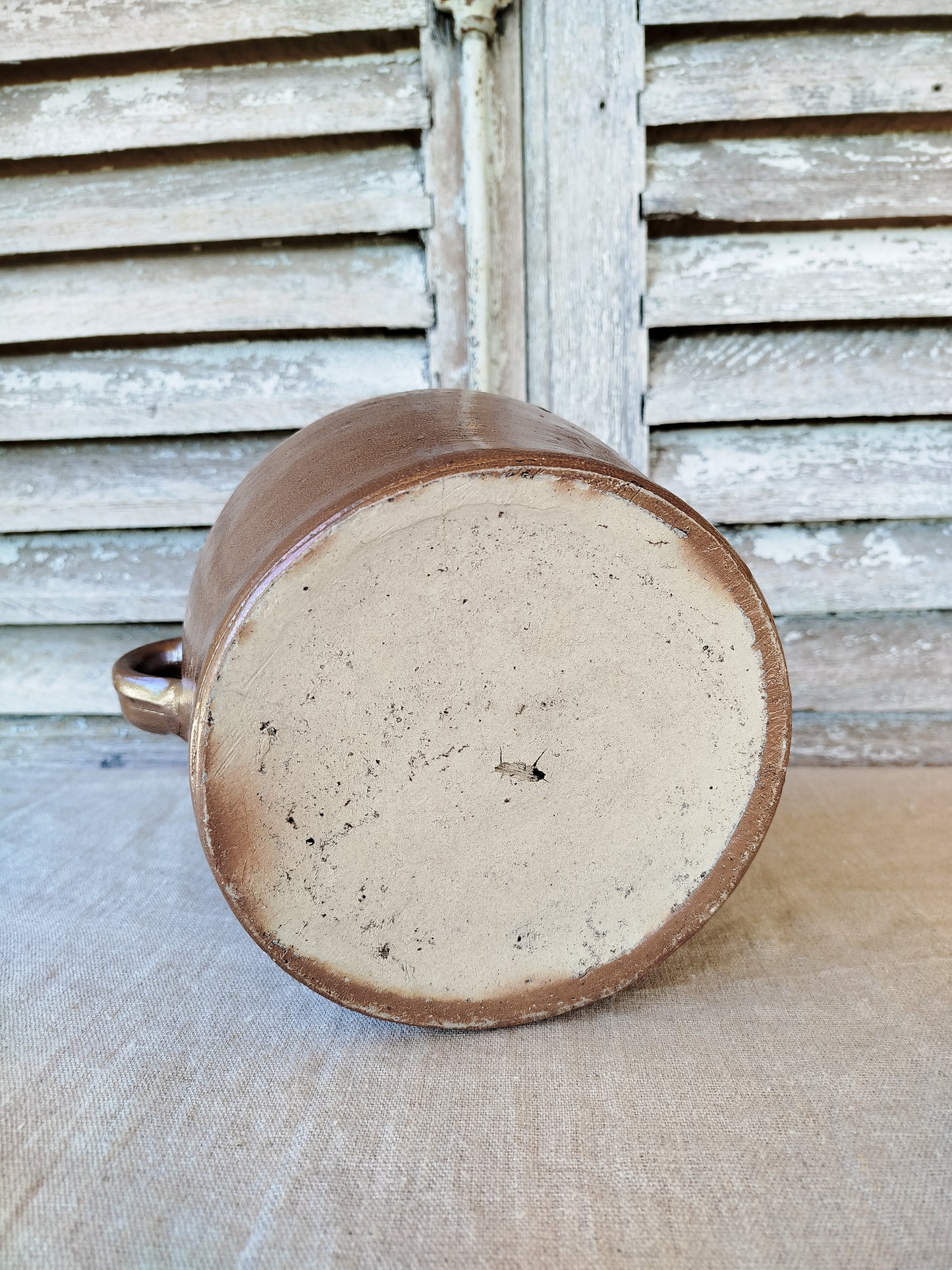 Pot en grès marron