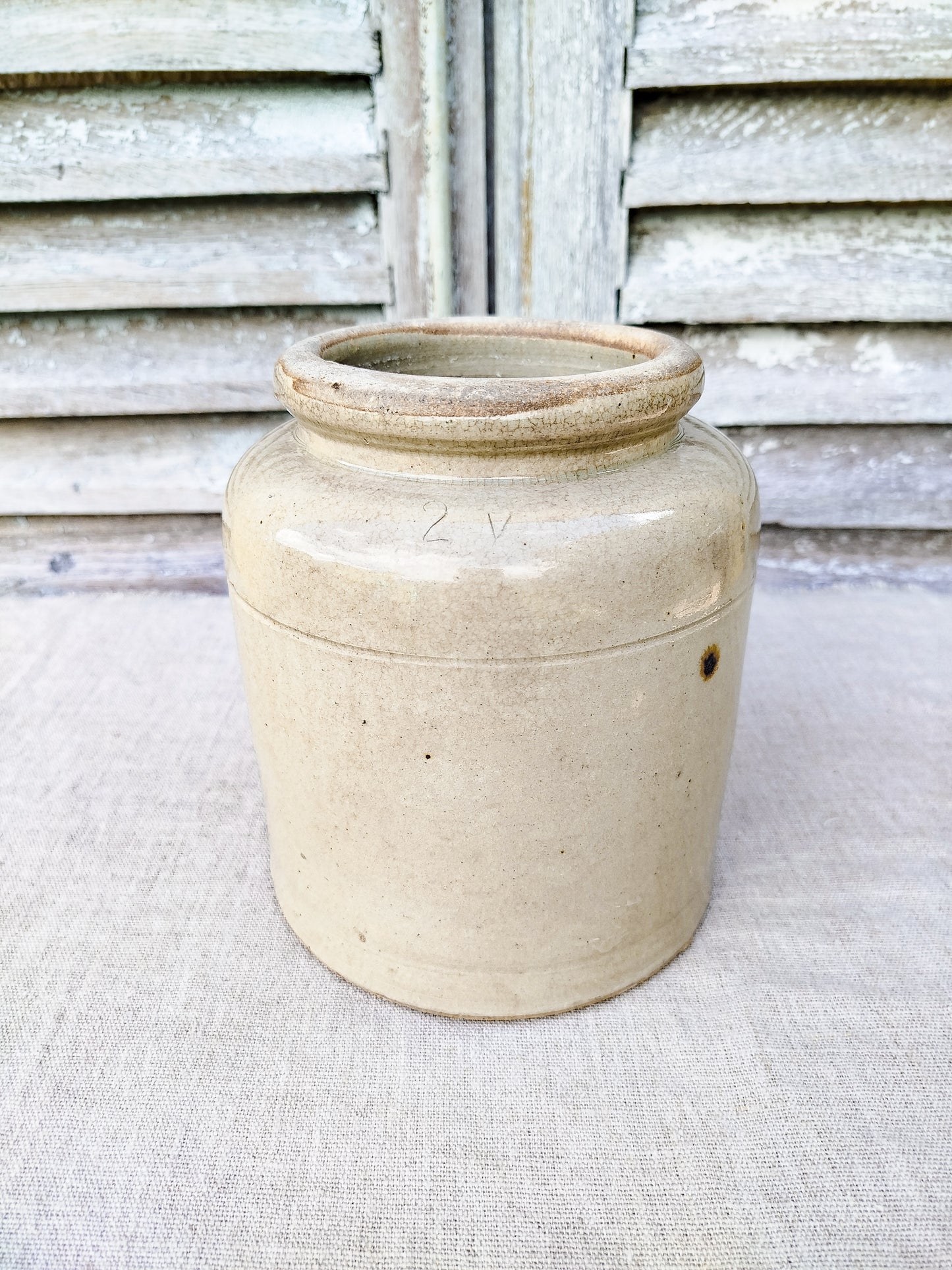 Pot en grès 2V