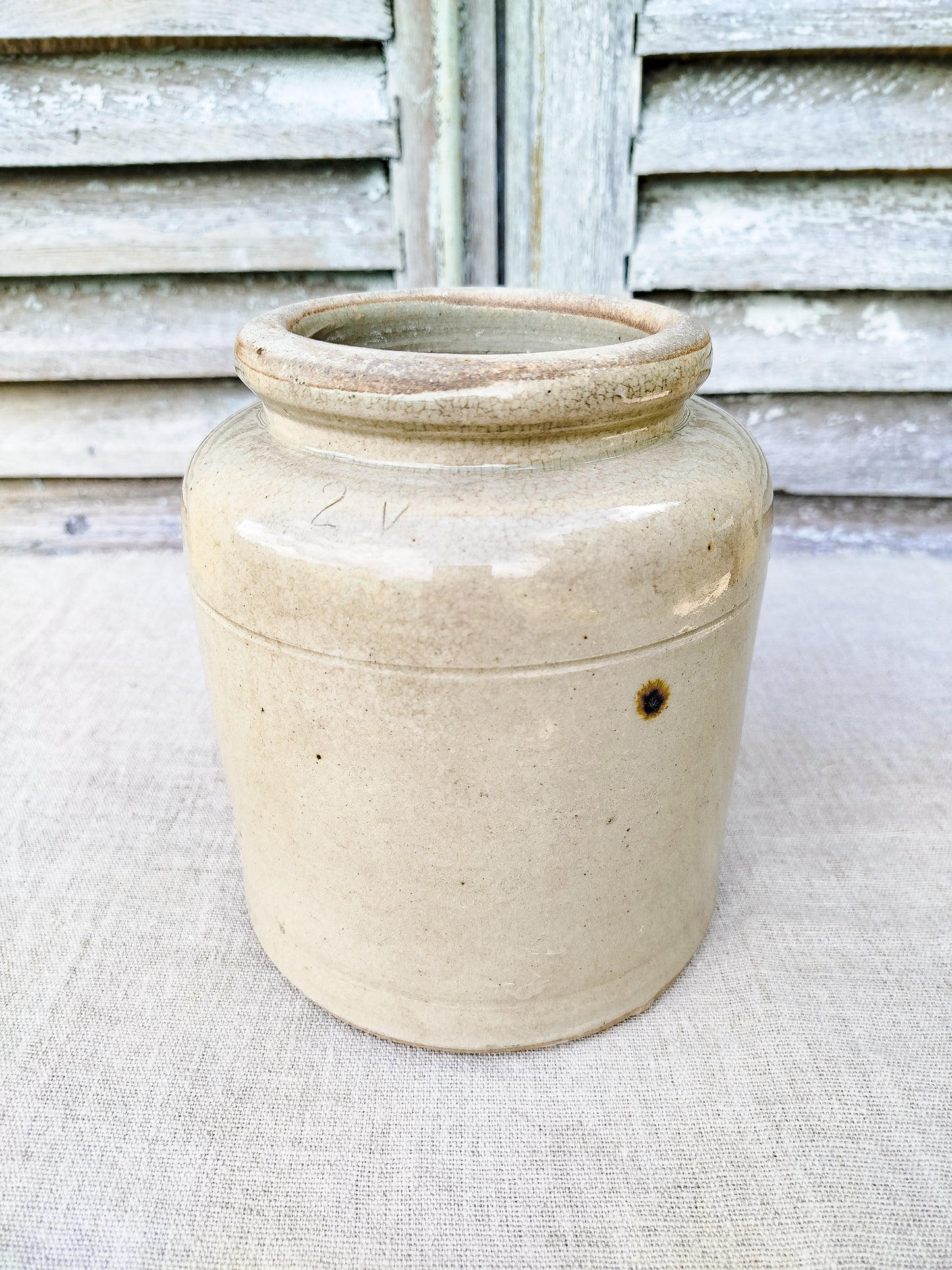 Pot en grès 2V