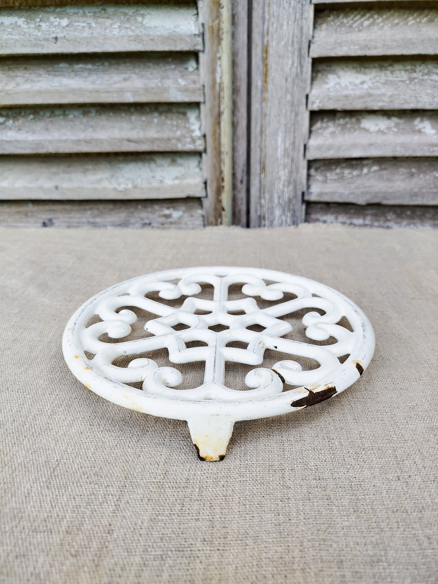 Dessous de plat en fonte