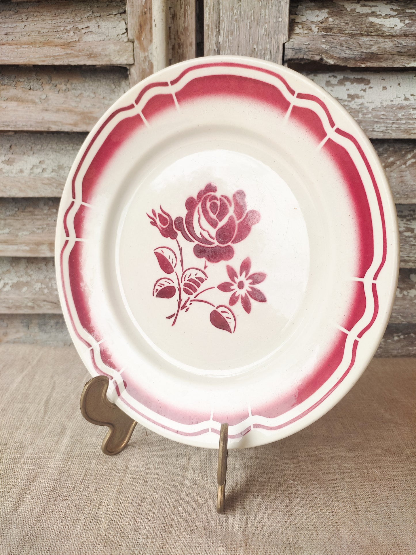 Assiette à fleurs vintage