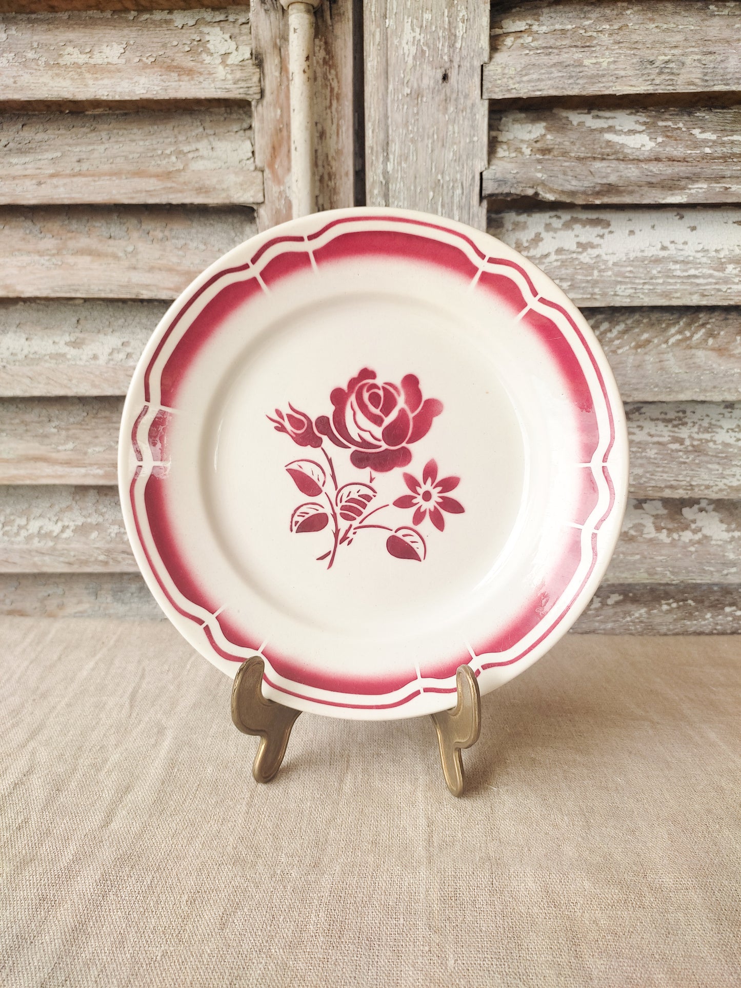 Assiette à fleurs vintage