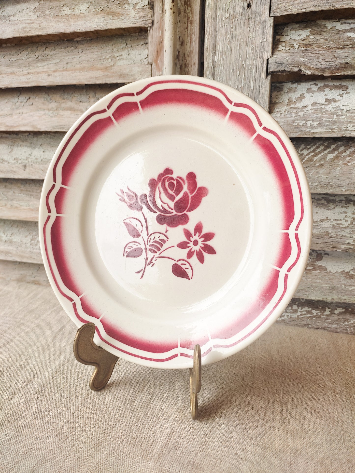 Assiette à fleurs vintage