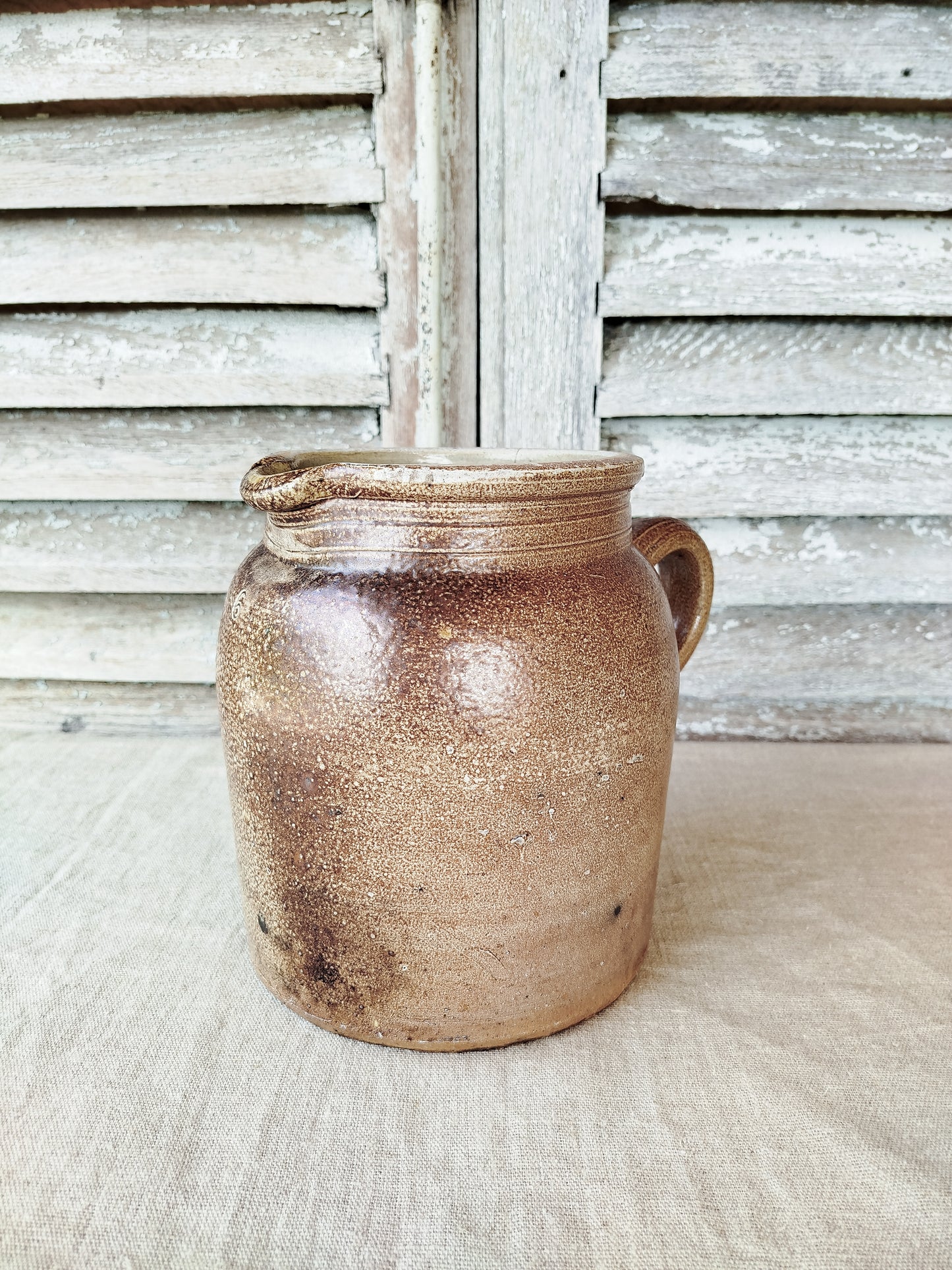 Cruche à lait en grès