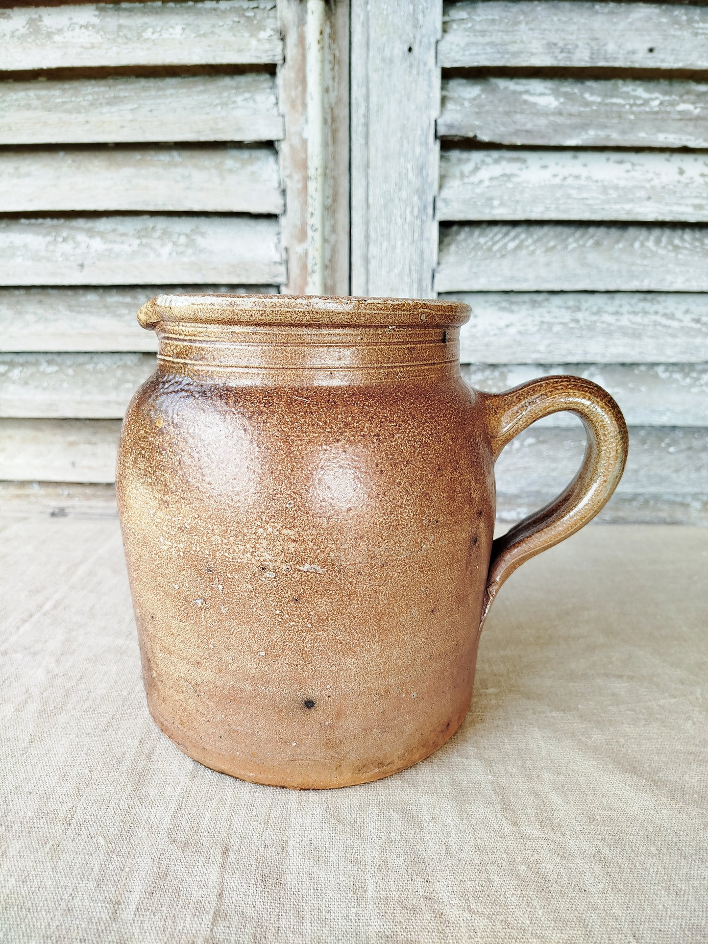 Cruche à lait en grès