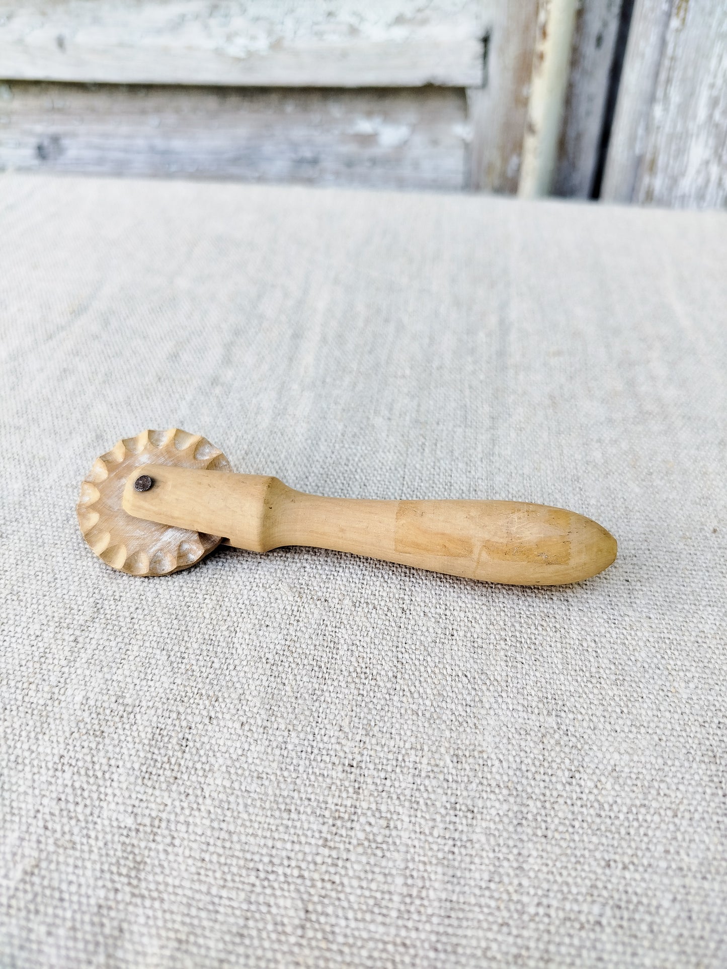 Ensemble de 5 roulettes à pâtisserie anciennes